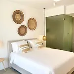 Mykonos Dot Aparthotel 4*