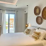 Mykonos Dot Aparthotel Ano Mera