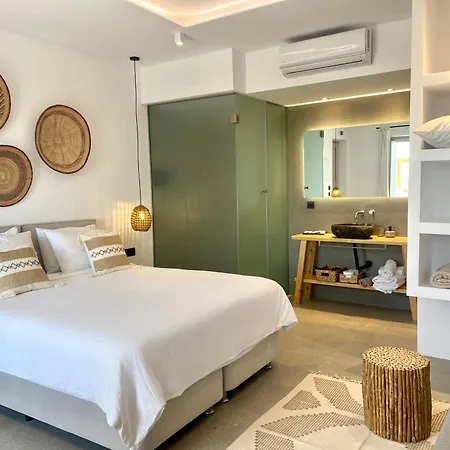 Mykonos Dot Áno Merá