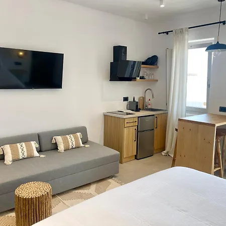 Mykonos Dot 4* Áno Merá