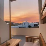 Mykonos Dot Apartahotel